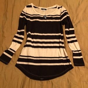 Old Navy Long Sleeve Shirt